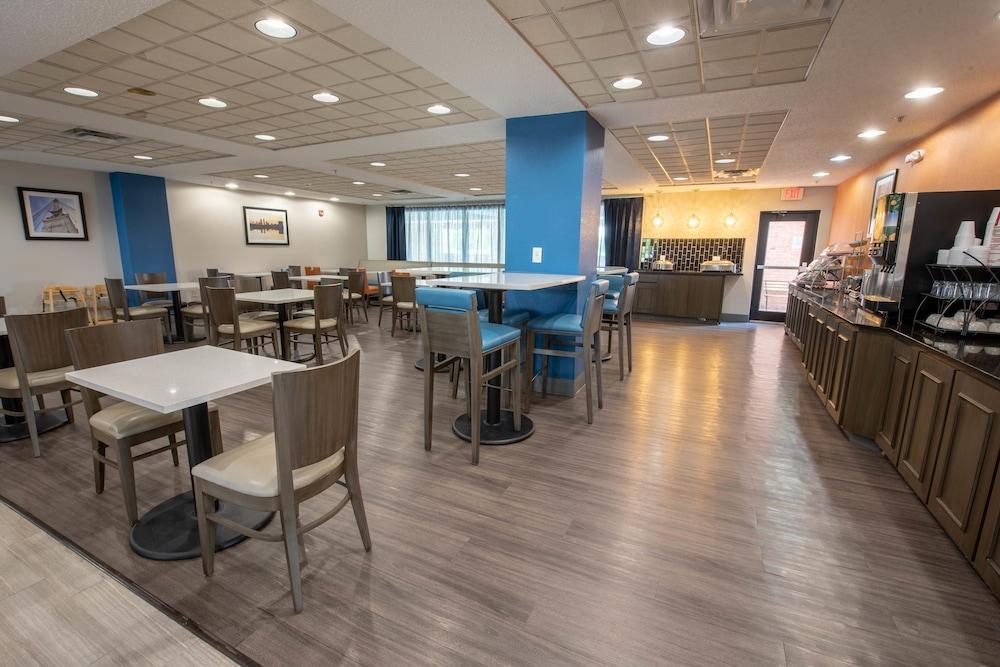 מלון Wingate By Wyndham Indianapolis Airport פליינפילד מראה חיצוני תמונה