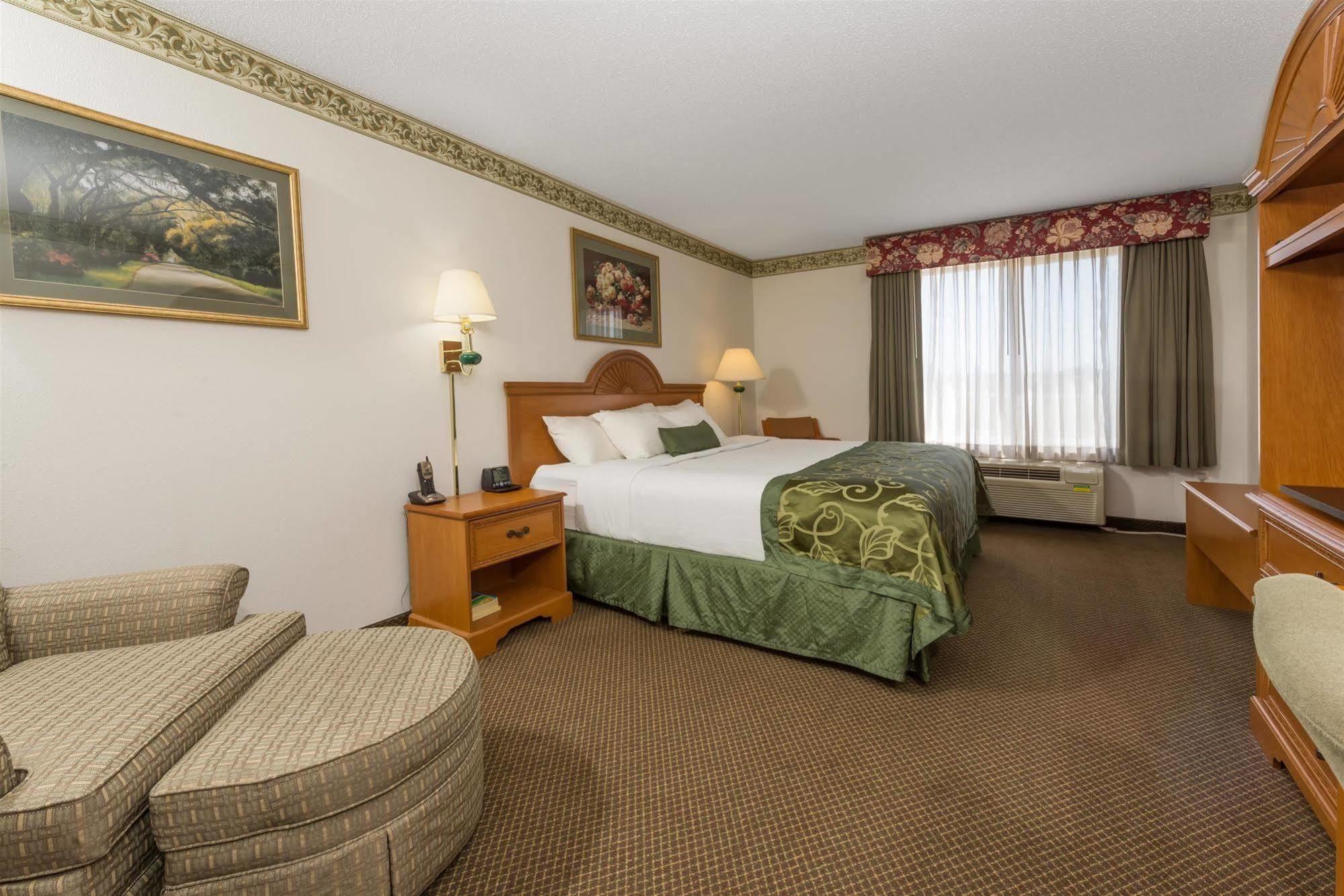 מלון Wingate By Wyndham Indianapolis Airport פליינפילד מראה חיצוני תמונה