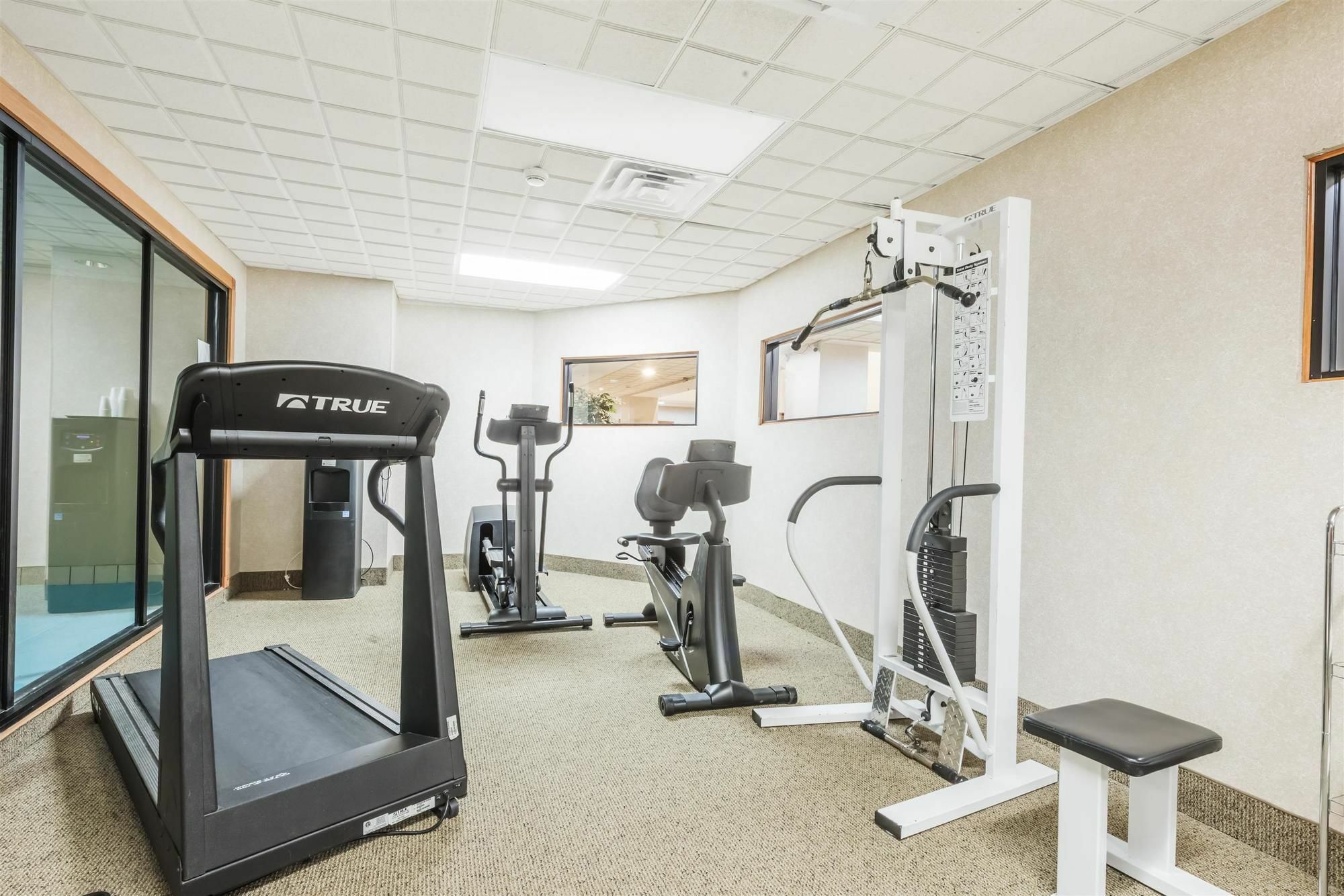 מלון Wingate By Wyndham Indianapolis Airport פליינפילד מראה חיצוני תמונה